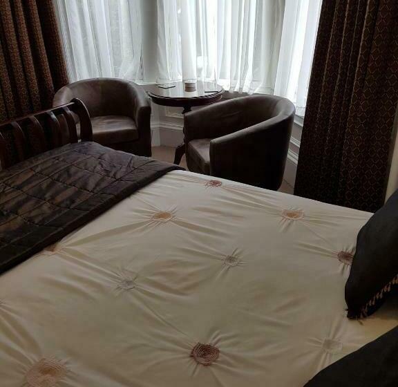 スタンダードルーム, Hamilton House