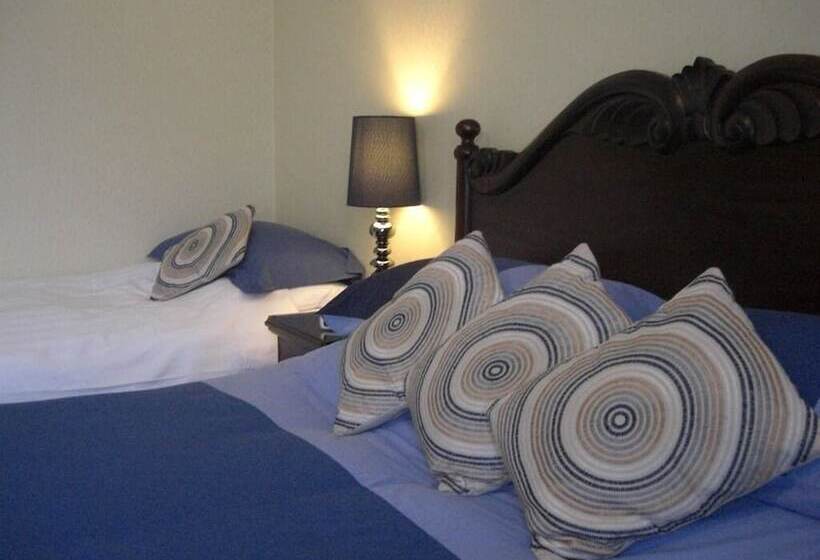 ファミリールーム, Hamilton House