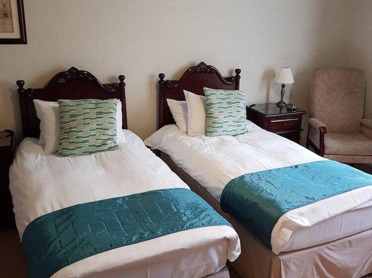 スタンダードルーム, Hamilton House