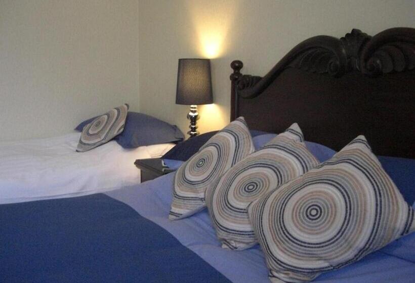 ファミリールーム, Hamilton House