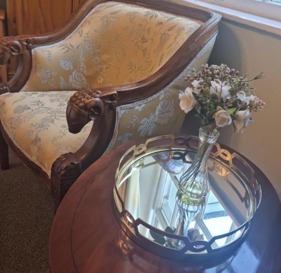 Номер Superior, Mostyn House