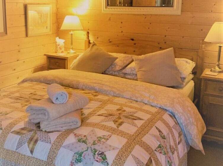 کلبه ییلاقی, Robeanne House Holiday Accommodation