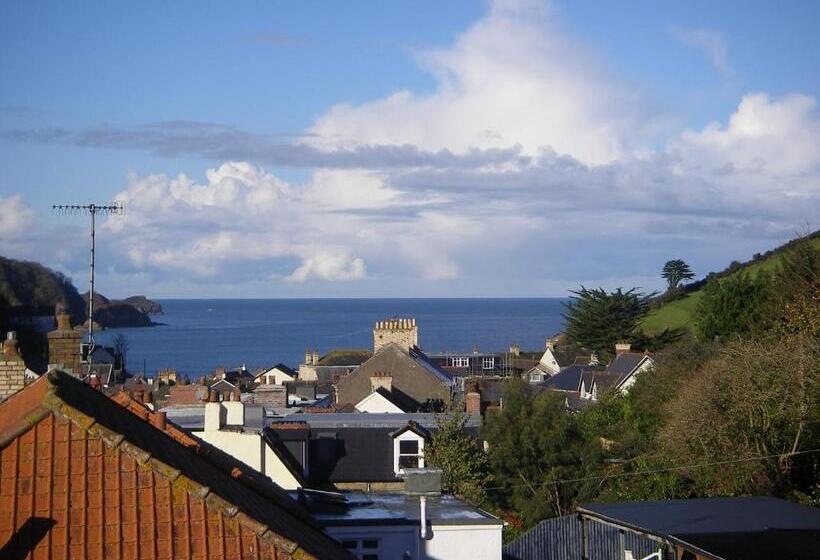 اتاق کلاسیک, Saffron House