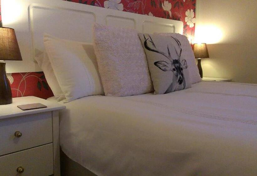 اتاق استاندارد, Saffron House