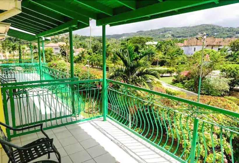 سوییت جونیور, Villa Sonate