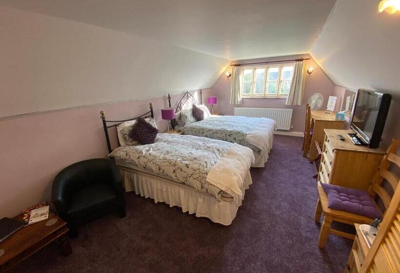 غرفة قياسية ثلاثية, Yallands Farmhouse