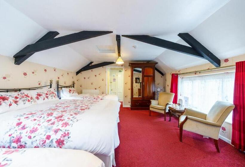 غرفة عائلية, Yallands Farmhouse