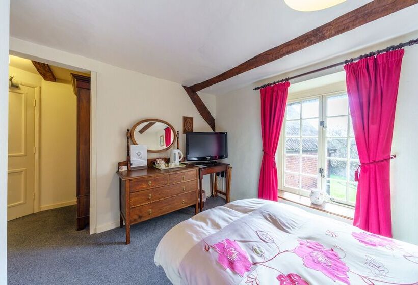 غرفة قياسية فردية, Yallands Farmhouse