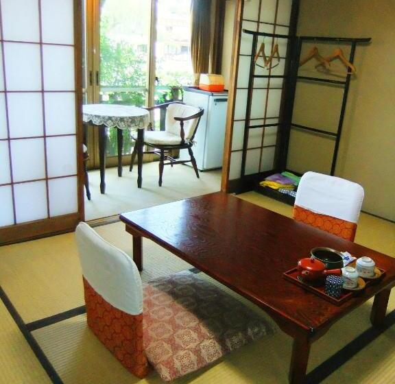 غرفة قياسية, Sumiyoshi Ryokan