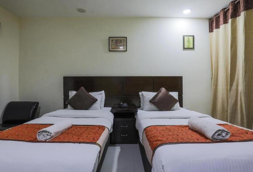 اتاق لوکس, Hermitage By The Cosy Hotels Near Lotus Temple