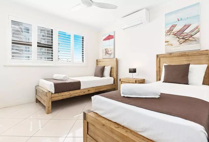 Apartament 3 Dormitoris, Windward Apartments
