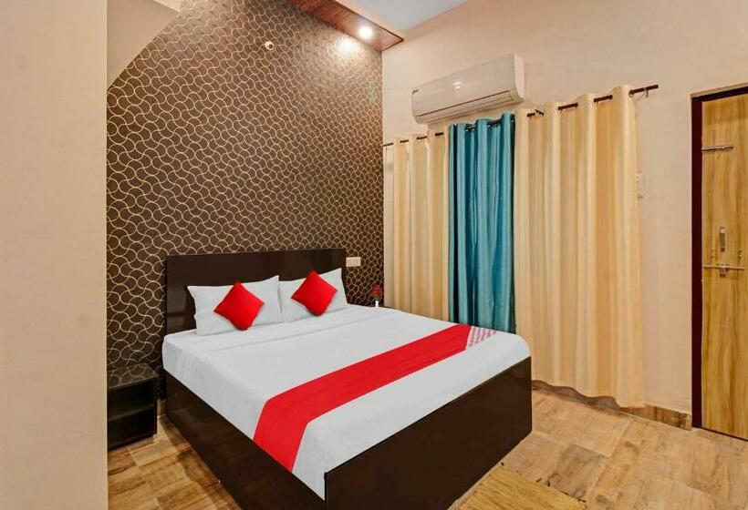 Трехместный Номер Классика, Oyo Flagship 80648 Resort Stay Inn