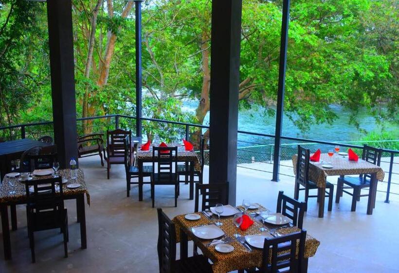 جناح عائلي, Sunwin River