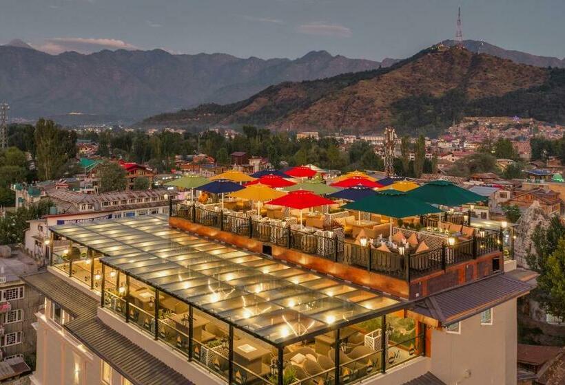 スーペリアールーム, Meerz