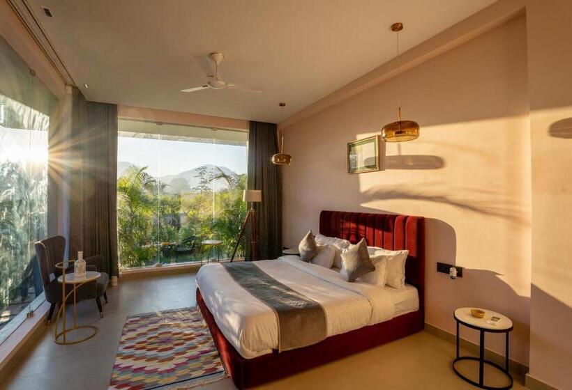 キングサイズベッドのスタンダードルーム, Rasa Luxé