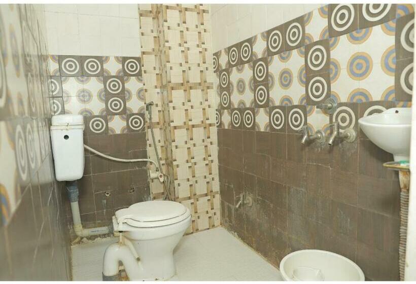 חדר דלוקס, Fabexpress Vinayak