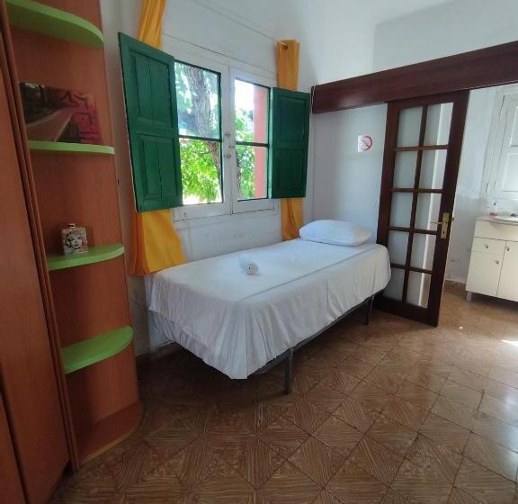 스탠다드 트리플 룸, La Casita