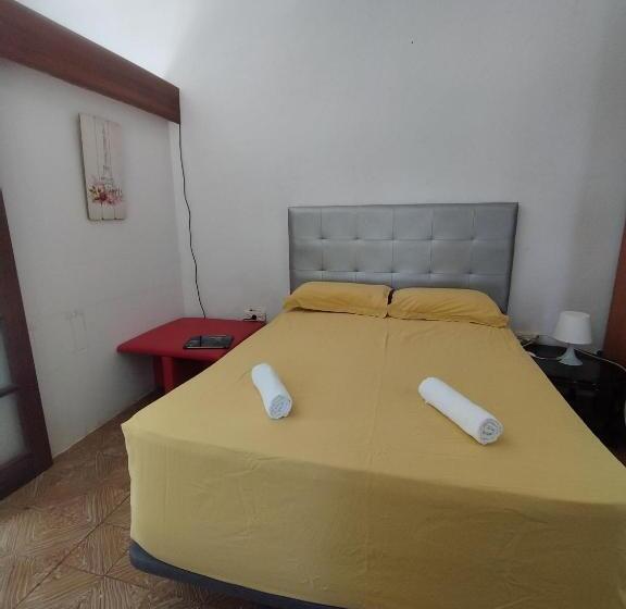 스탠다드 트리플 룸, La Casita