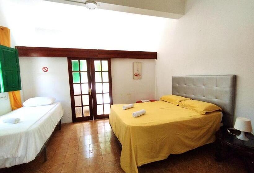 스탠다드 트리플 룸, La Casita