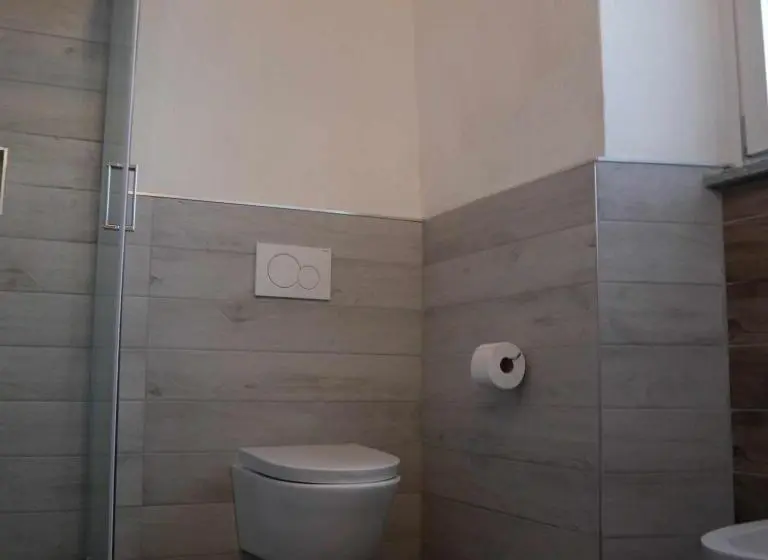 اتاق لوکس خانوادگی, La Bolgora Guesthouse
