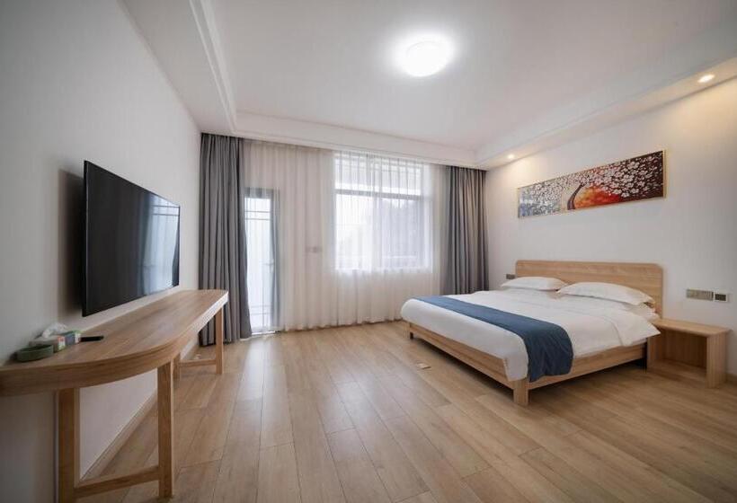 غرفة قياسية مزوَّدة بشُرفة, Qianxun Tea House & Homestay