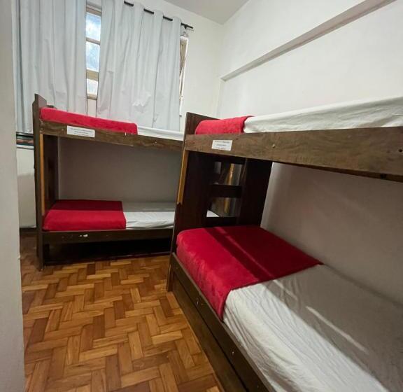 スタンダード４人部屋, Savassi Hostel