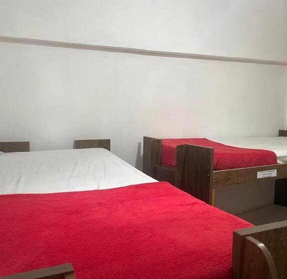 スタンダード４人部屋, Savassi Hostel