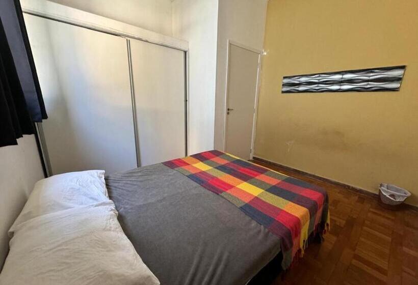 デラックスルーム, Savassi Hostel