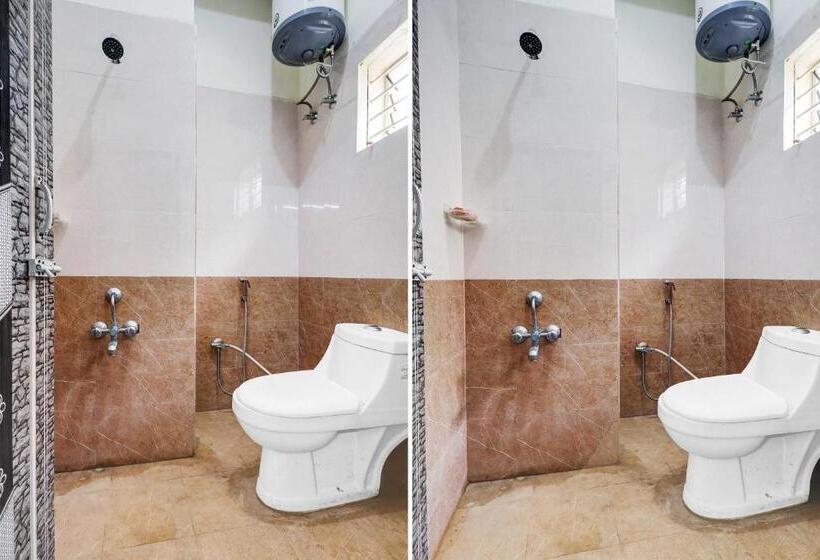 غرفة كلاسيكية ثلاثية, Spot On Hotel Slv Boarding & Lodging