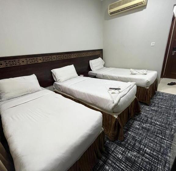 デラックストリプルルーム, فندق منازل الاخيار