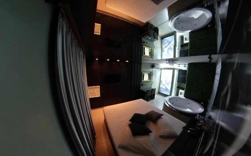 Люкс с гидромассажем, Florence Motel   Sto ângelo