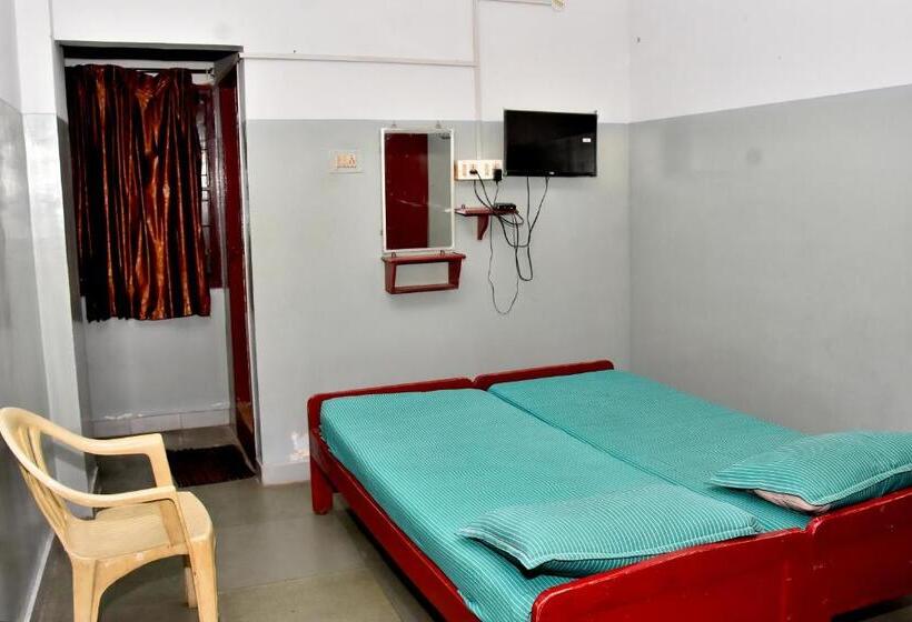 高级大房间, Lrr Towers