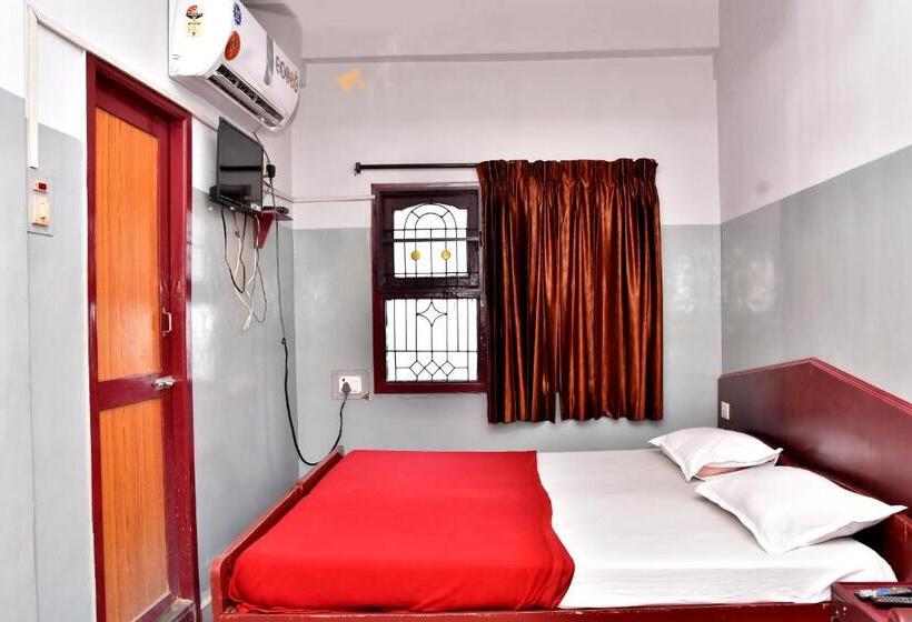 豪华房间, Lrr Towers