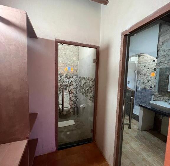 חדר סטנדרט נוף להרים, Sariska Kasba A Village Resort