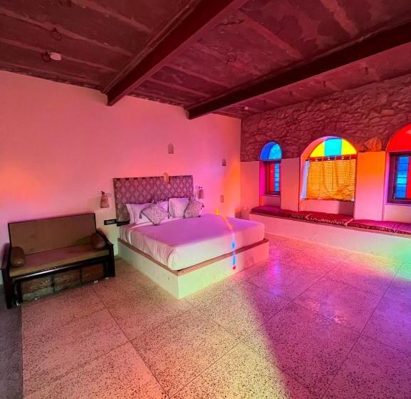 חדר סטנדרט נוף להרים, Sariska Kasba A Village Resort