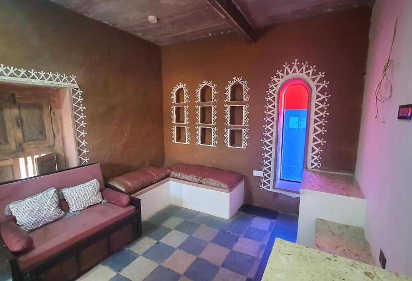 חדר סטנדרט נוף להרים, Sariska Kasba A Village Resort