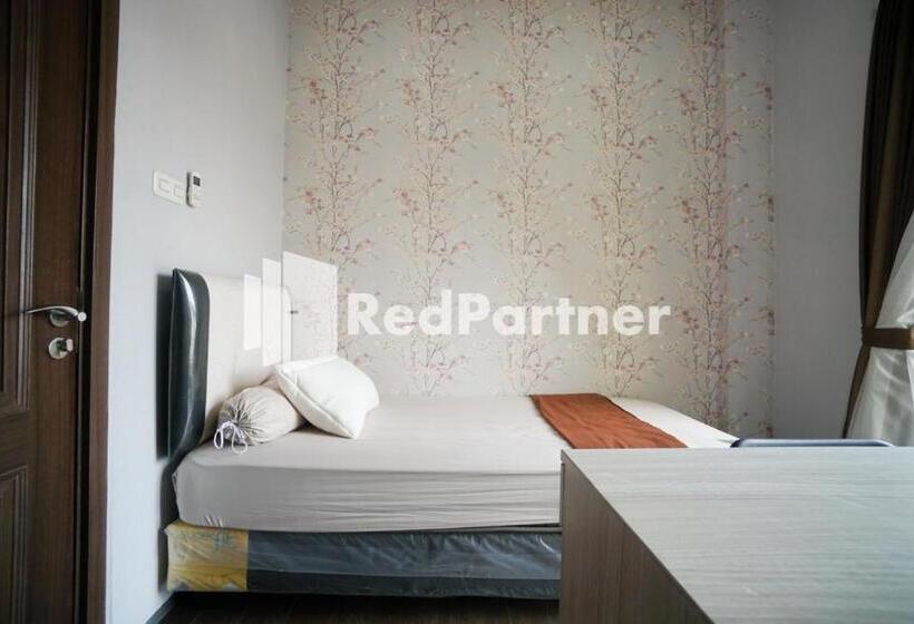 スタンダードシングルルーム, Toba Mansion Syariah Near Benhil Redpartner