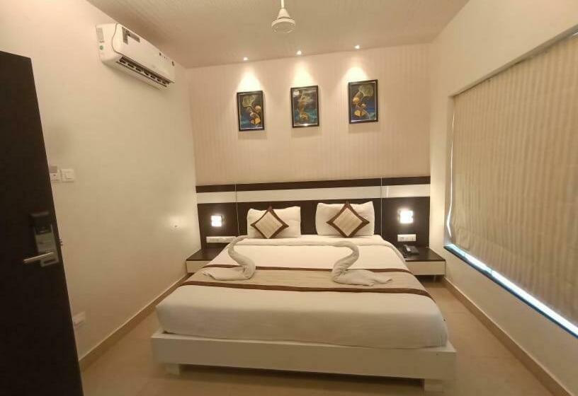 Camera Deluxe, Yuvraj Palace Inn