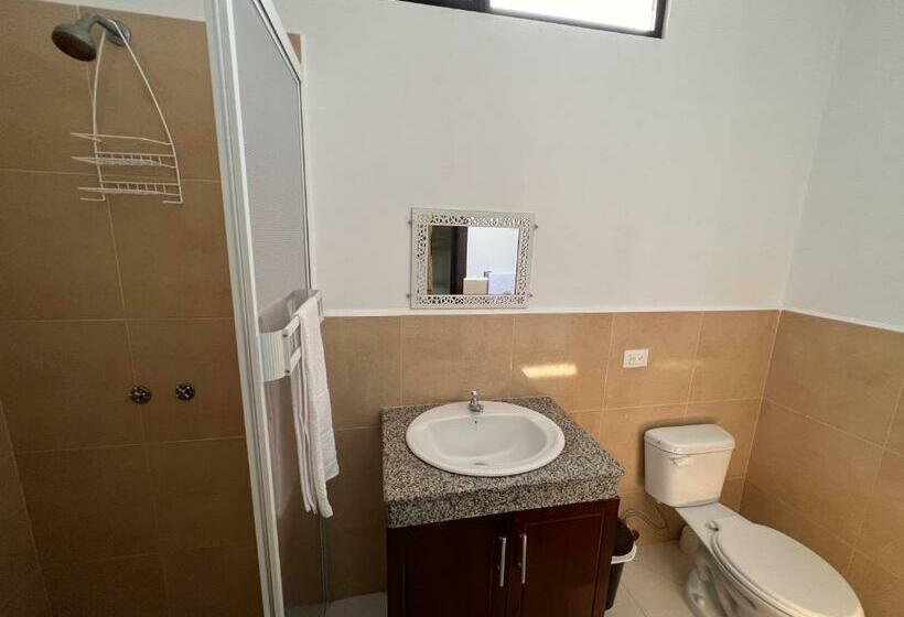Семейный Номер, Hosteria La Veleta, Playas