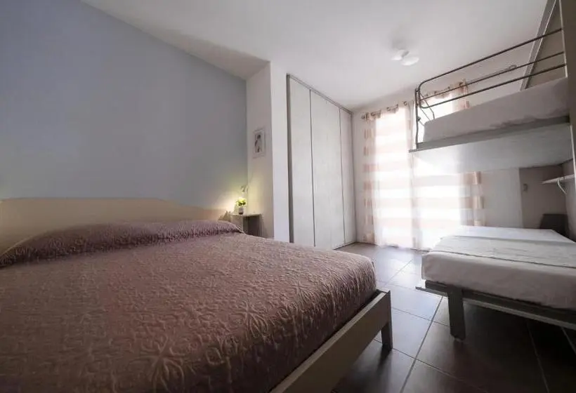 スタンダード４人部屋, Villa Athena Charme