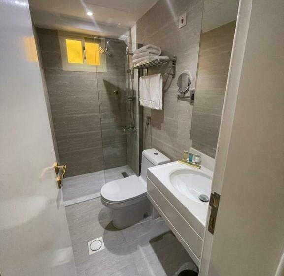 جناح غرفتين نوم, قولد تاور