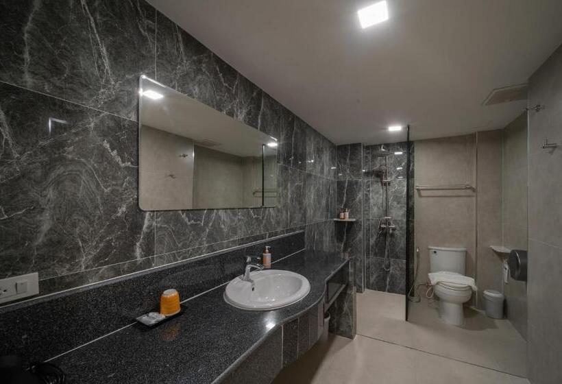 스위트, The Space Hotel Lampang