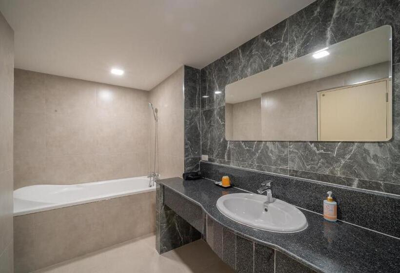 스위트, The Space Hotel Lampang