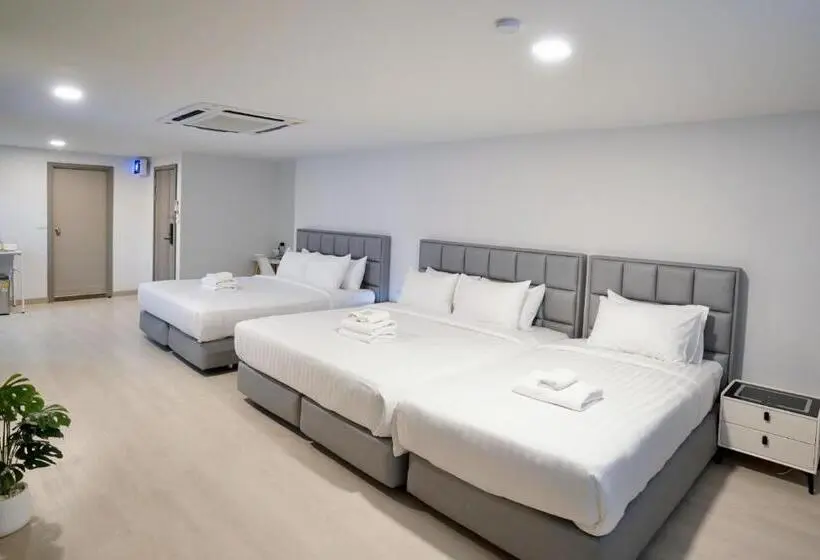 ファミリールーム, The Space Hotel Lampang