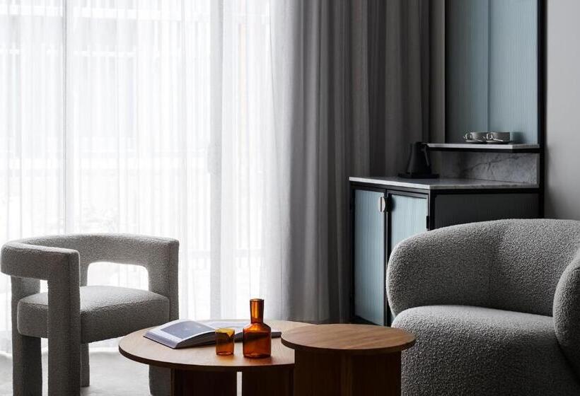 キングサイズベッドのスイートルーム, Vera Ballarat