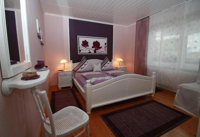 标准间, Pension Biewer