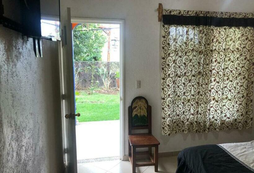 スタンダードルーム, Los Robles