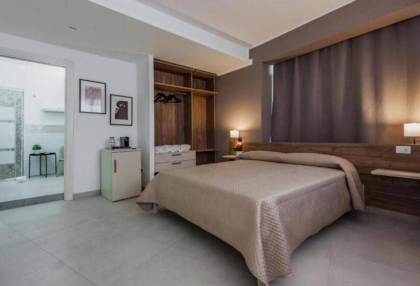 חדר סטנדרט לארבעה, Archimede S Rooms