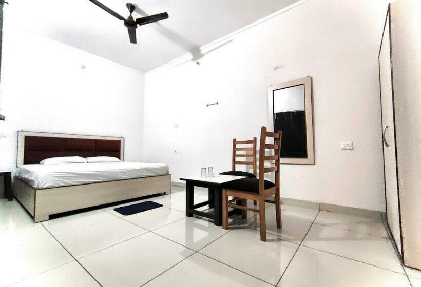 デラックスルーム, Heartwood City Corbett