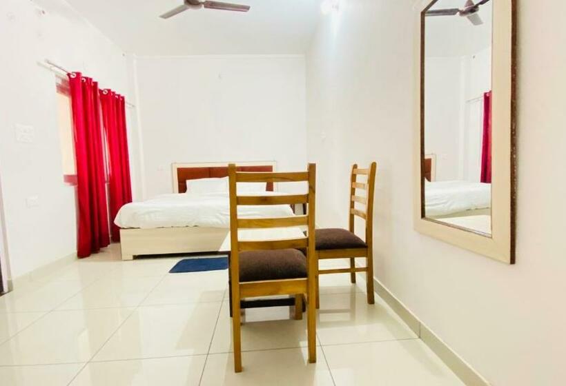 デラックスルーム, Heartwood City Corbett